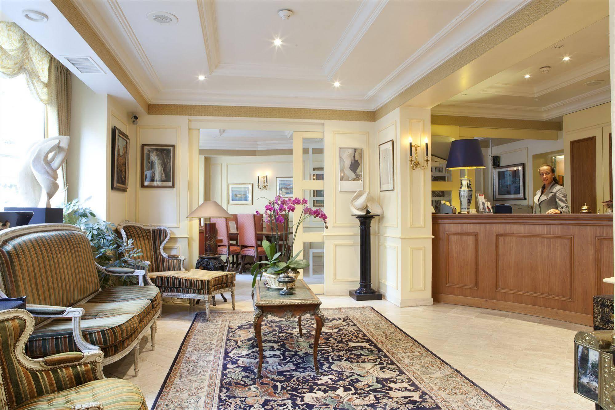 Queens Boutique Hotel Париж Экстерьер фото