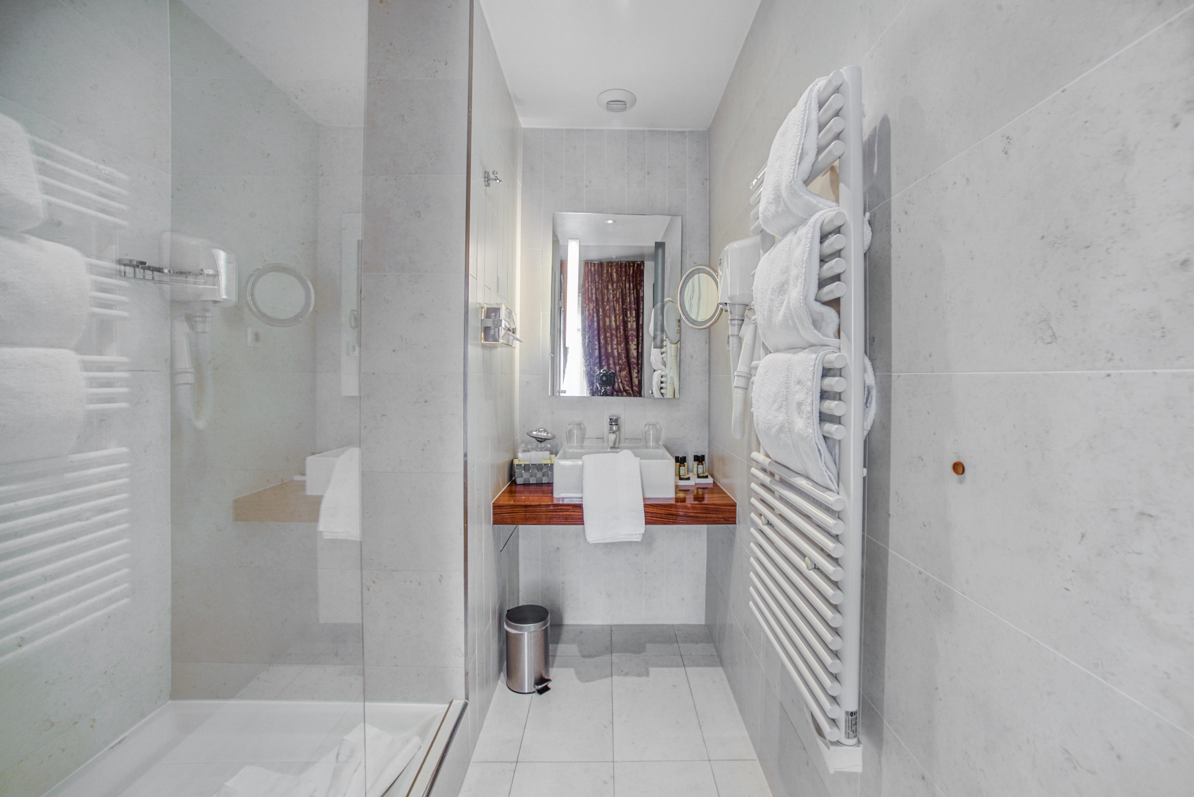 Queens Boutique Hotel Париж Экстерьер фото