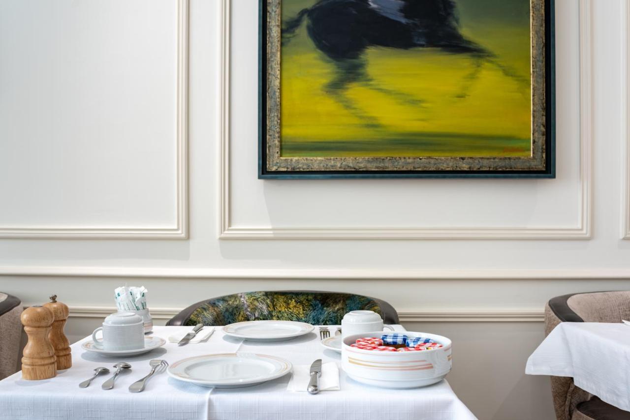 Queens Boutique Hotel Париж Экстерьер фото