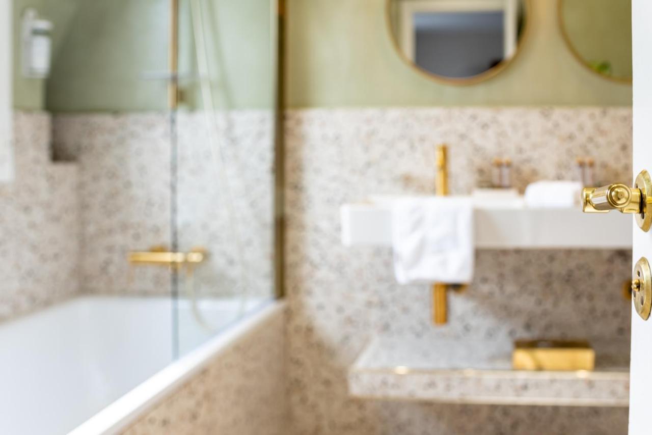 Queens Boutique Hotel Париж Экстерьер фото