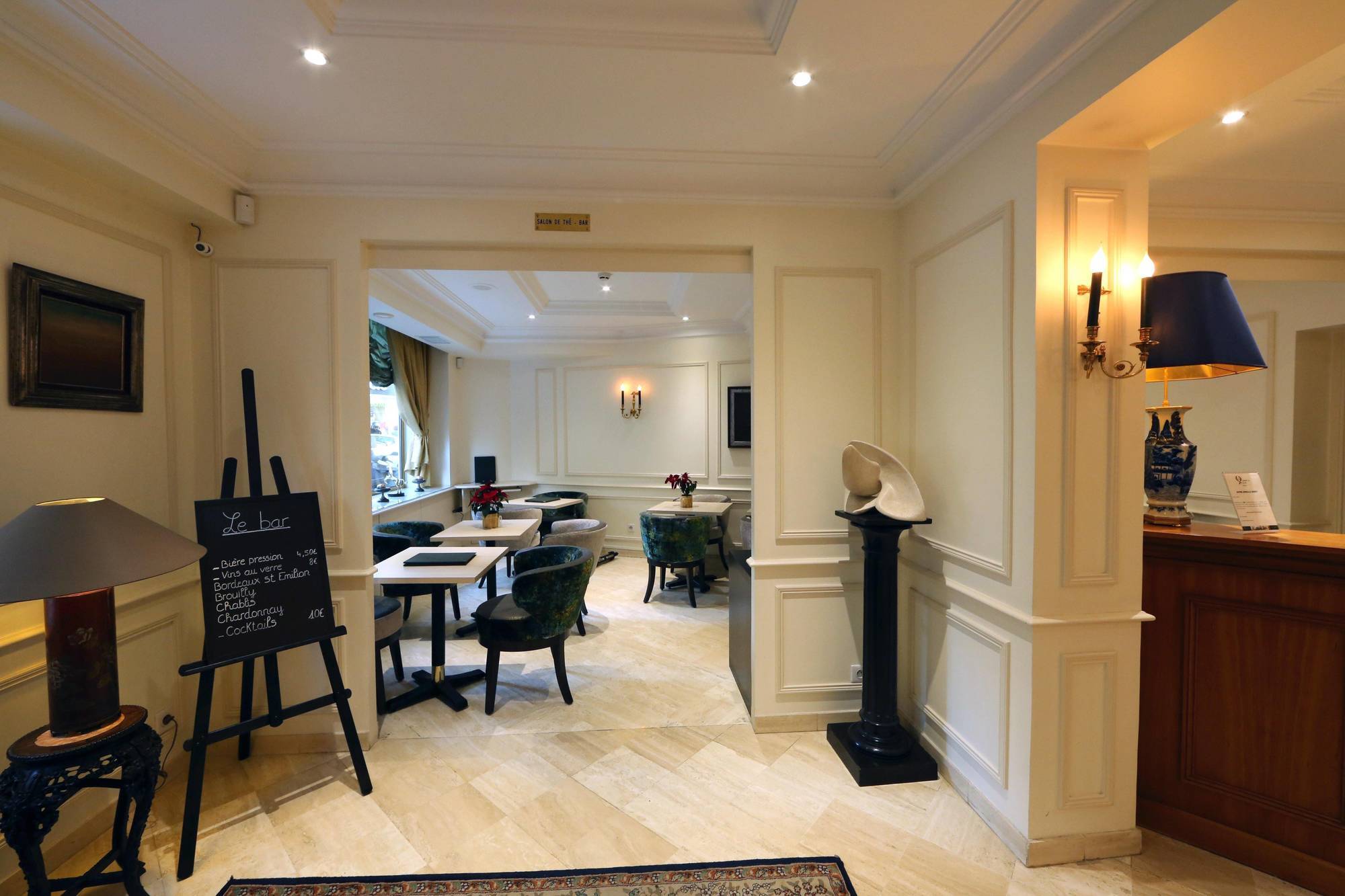 Queens Boutique Hotel Париж Экстерьер фото